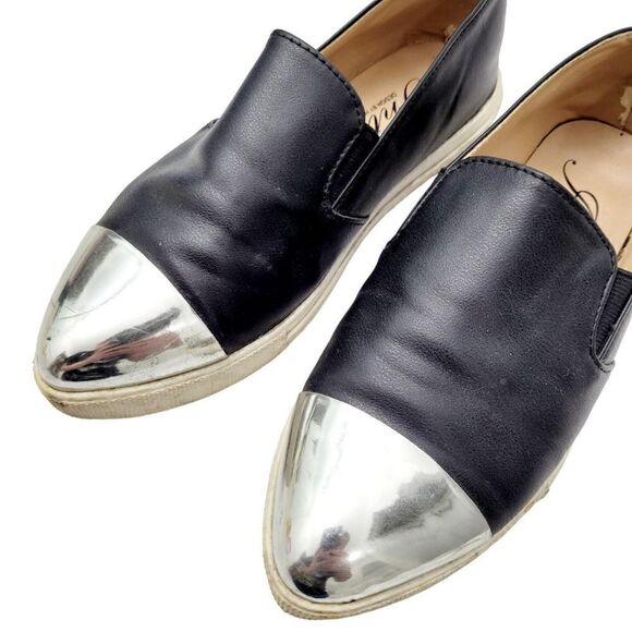 Y2K Top Fashion Black & Silver Sneakers Shoes Size: 5US - Picture 2 of 8